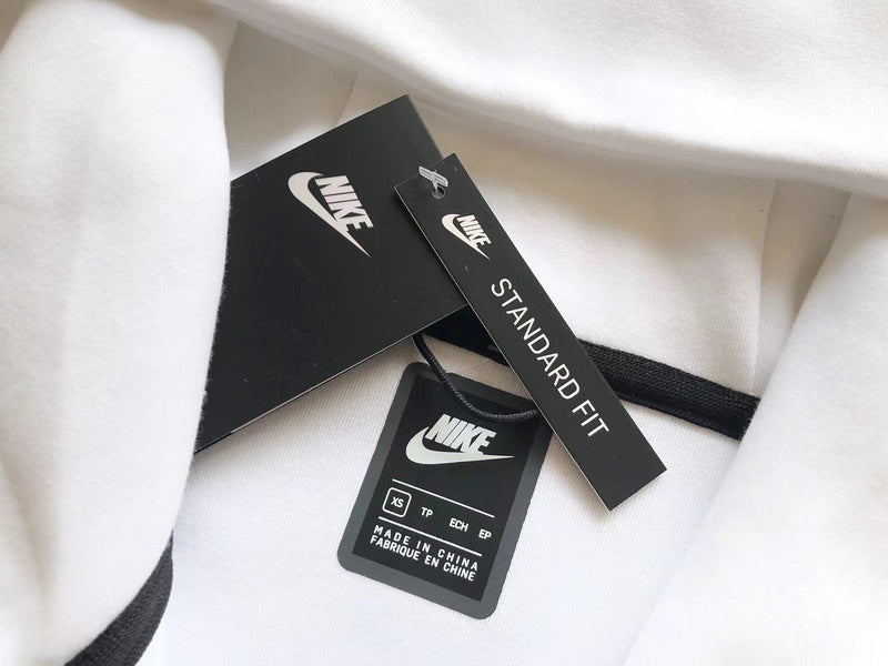 NIKE TECH FLEECE PANTS x WOLF GREY/WHITE/BLACK