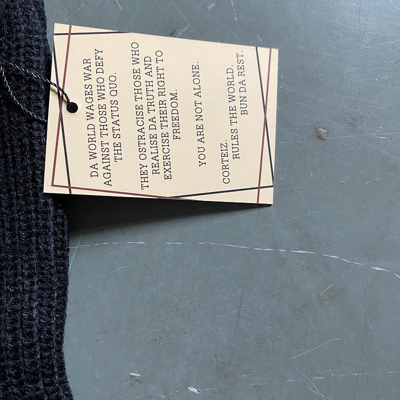 CORTEIZ KNIT BALACLAVA BLACK WHITE