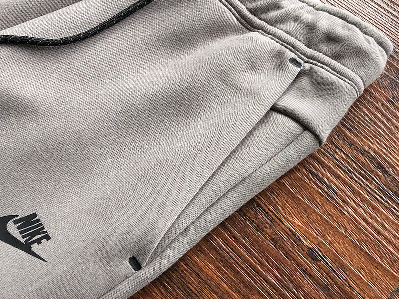 NIKE TECH FLEECE HOODIE x OLIVE GREY/ENIGMA STONE